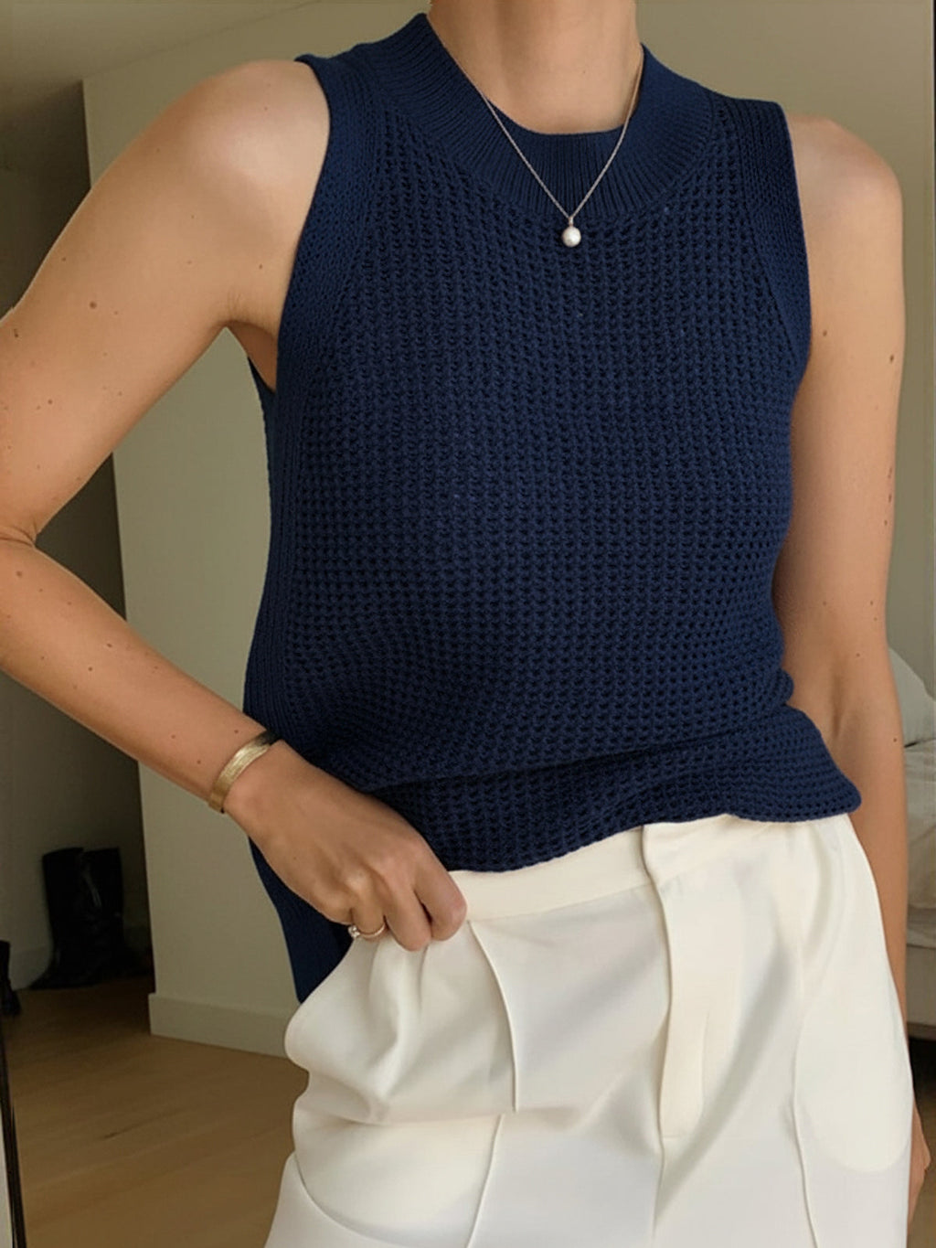 Womens Knit Tank Top with Crew Neck