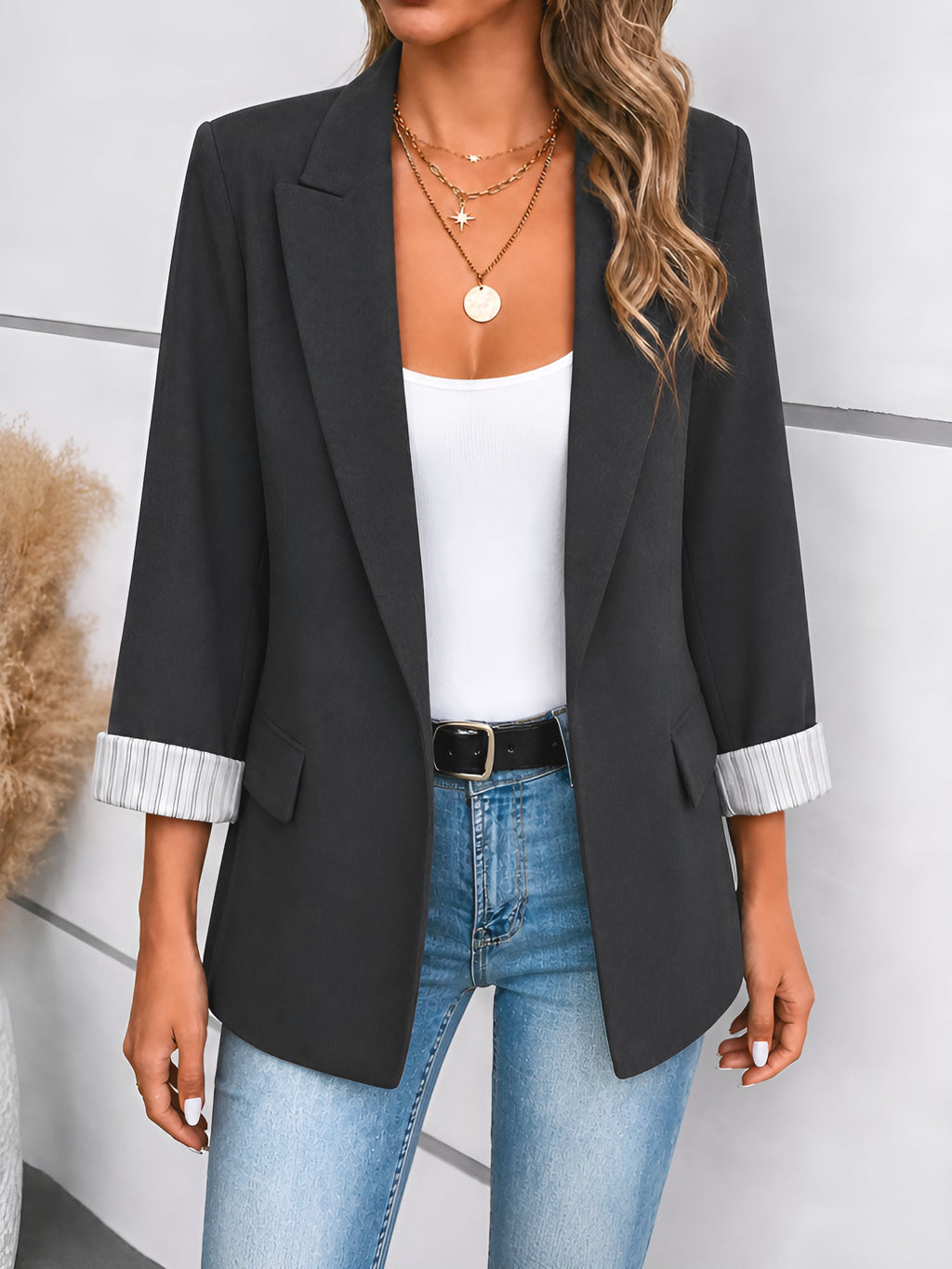 Womens Notched Lapel Blazer