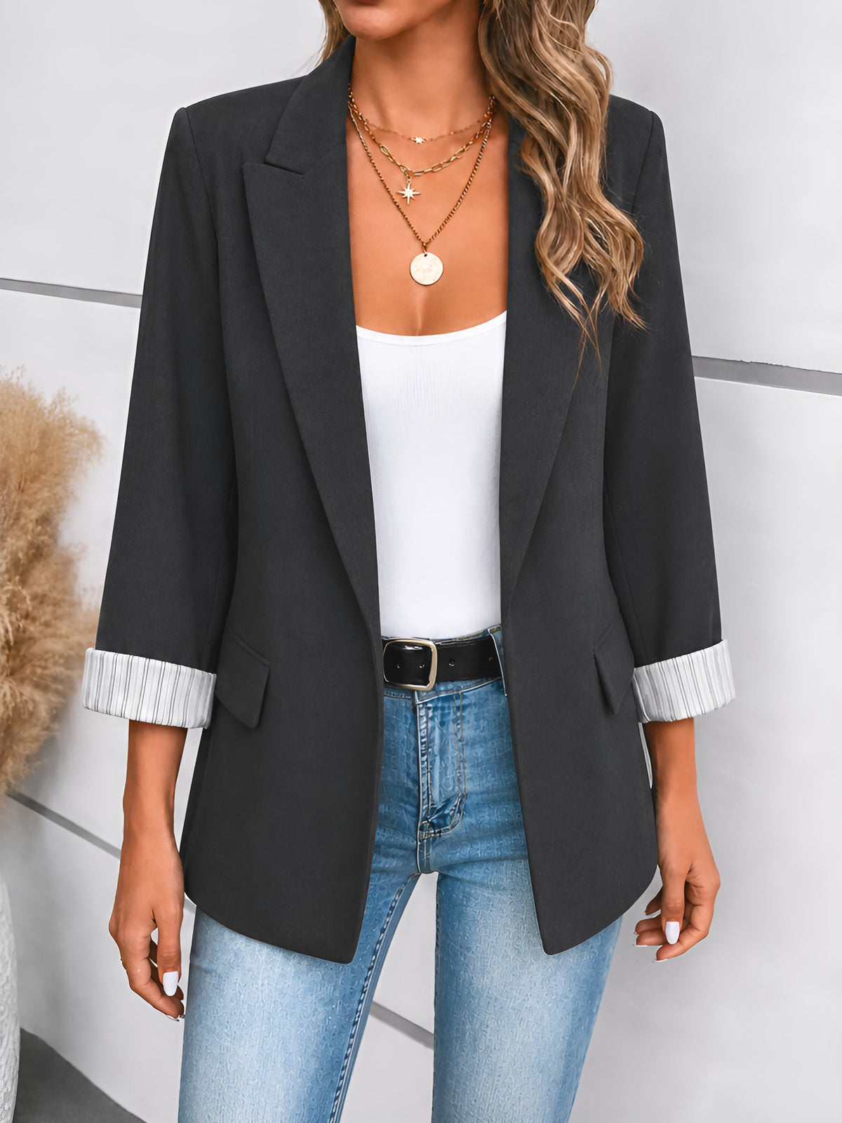 Womens Notched Lapel Blazer