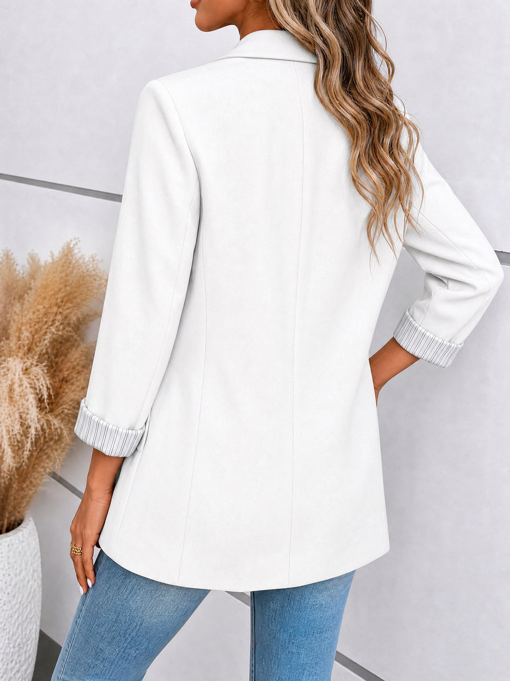 Womens Notched Lapel Blazer